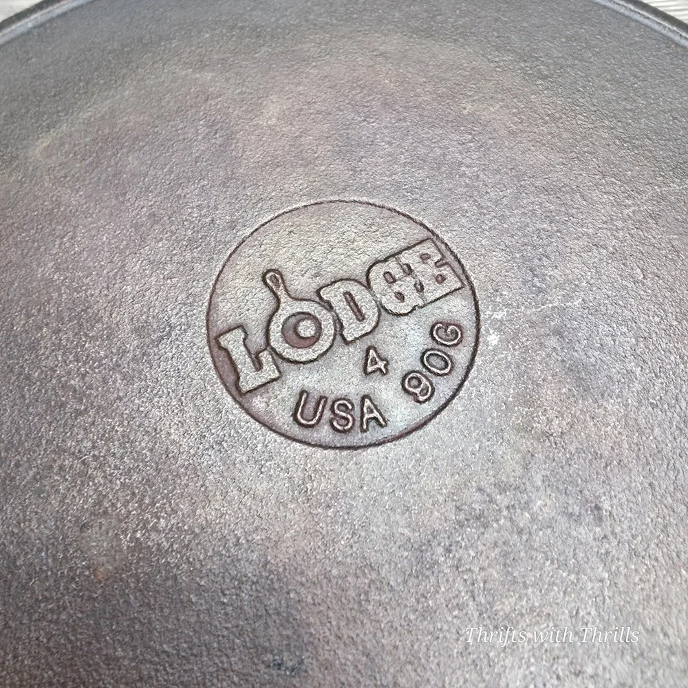 Vintage‎ LODGE Cast Iron Griddle Skillet - 90G 10-1/2